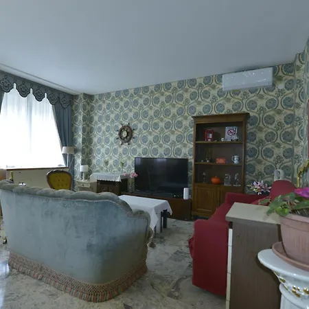 赞highly Recommened Lovenice Spacious Close To Train Station 威尼斯华人民宿旅馆 * Veneza