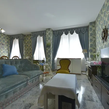 赞highly Recommened Lovenice Spacious Close To Train Station 威尼斯华人民宿旅馆 Apartamento