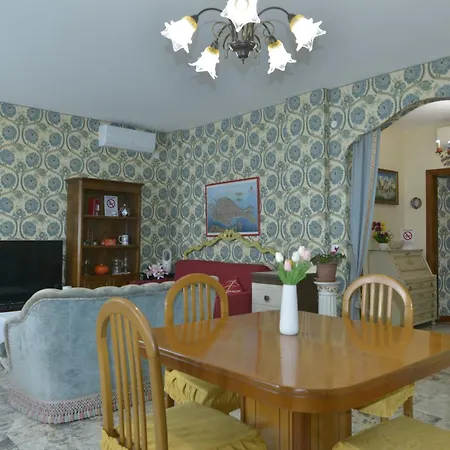 赞highly Recommened Lovenice Spacious Close To Train Station 威尼斯华人民宿旅馆 *